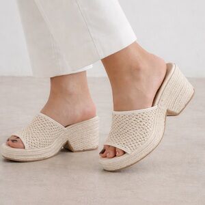 Dolce Vita Ivory Cream Platform Sandals Raffia Espadrille Heels Size 8 NEW